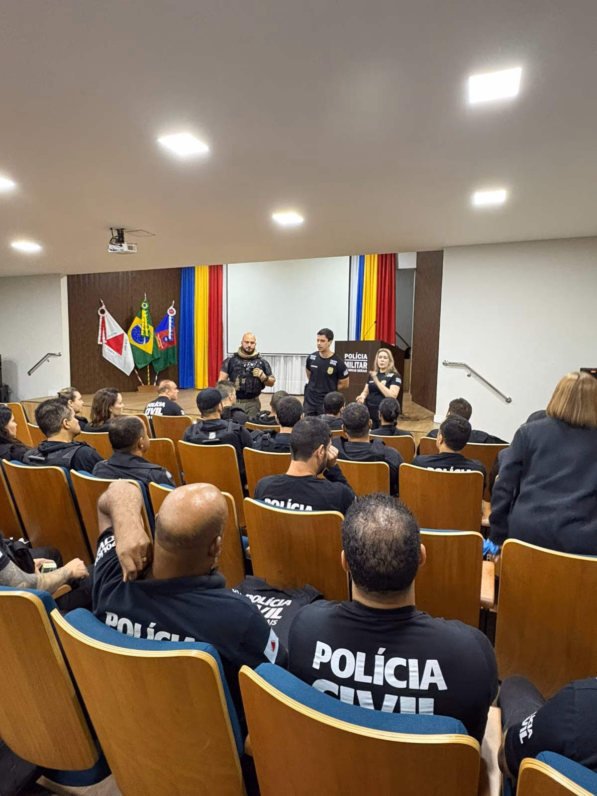 SUGESTÃO DE PAUTA: Após ocupação policial, Prefeitura de Ipatinga inicia ações de saúde, ordenamento e assistência social