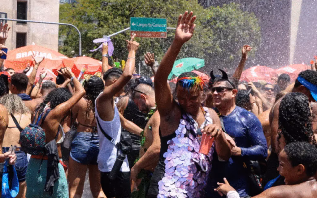 Data oficial do Carnaval 2026 confirmada para os foliões.