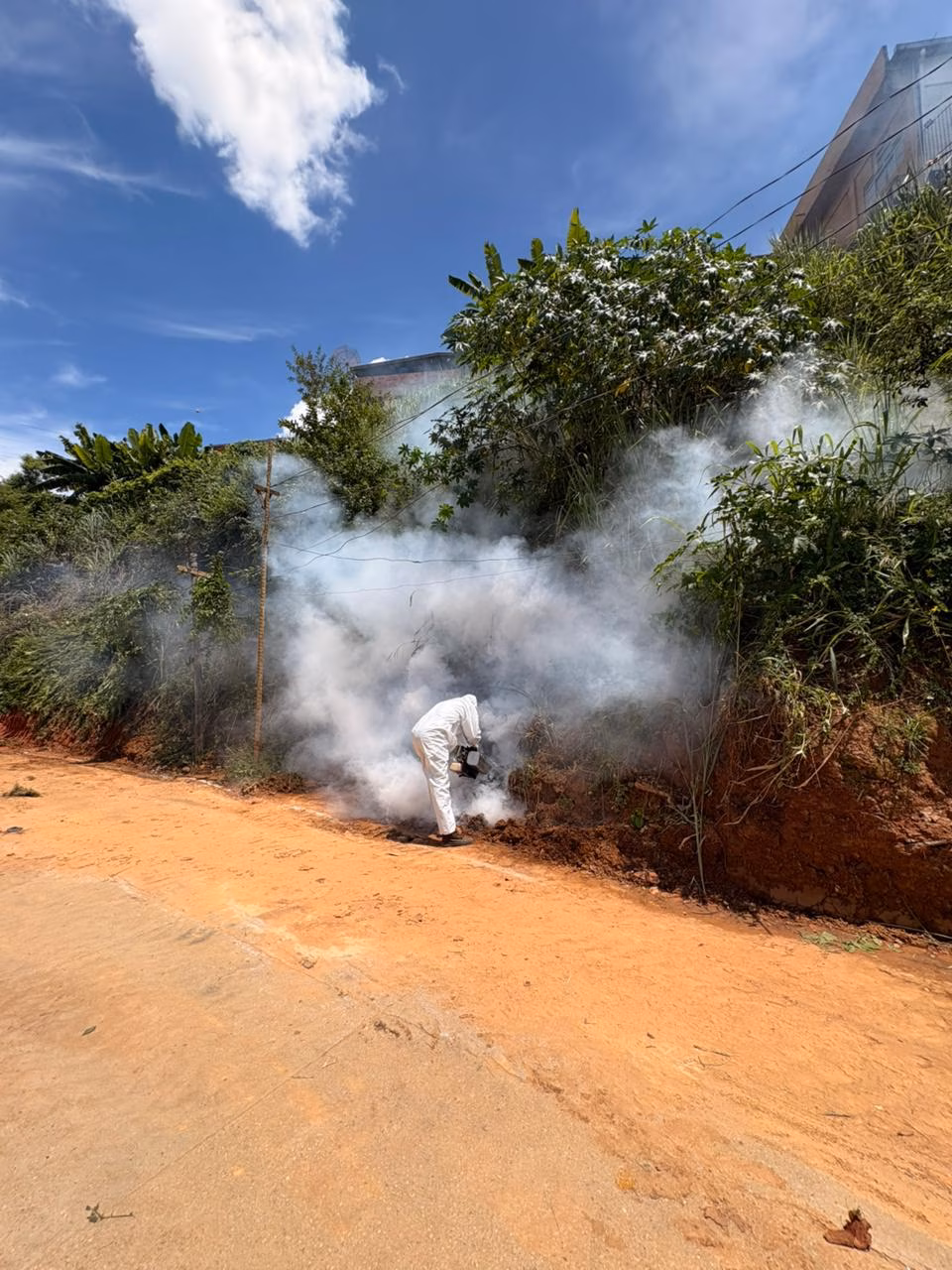 SUGESTÃO DE PAUTA: OPERAÇÃO RETOMADA - Força-tarefa da Prefeitura de Ipatinga segue intensa ao longo da semana na avenida Maanaim e no aglomerado Amazonita
