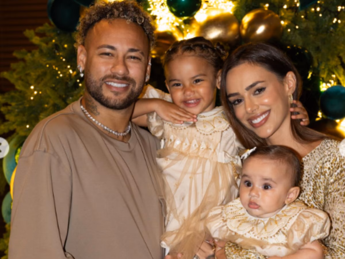 Mavie, filha de Neymar, encanta web com oração antes de dormir