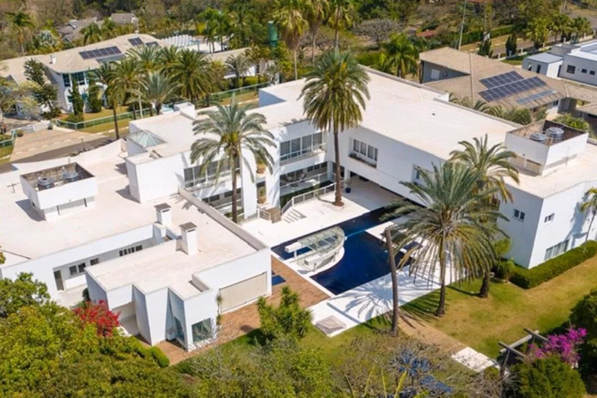 Leilão da casa de Ana Hickmann é marcado