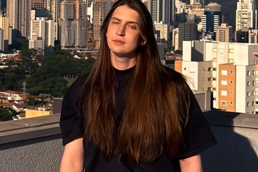 O influenciador Felca citou o caso da morte do cão Orelha, em Florianópolis (SC), e propôs um disque-denúncia para casos de maus-tratos