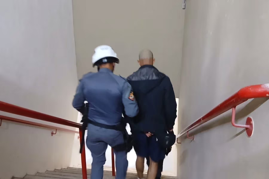 Três homens foram presos durante o jogo entre Palmeiras e São Paulo, nesse domingo (1°/3). Em média, 2,7 pessoas são presas a cada jogo