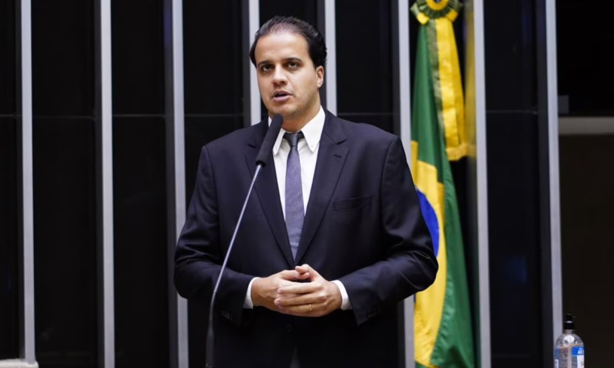 Lucas Gonzalez, ex-deputado federal, prestou contas dos recursos. TSE aprovou a documentação
