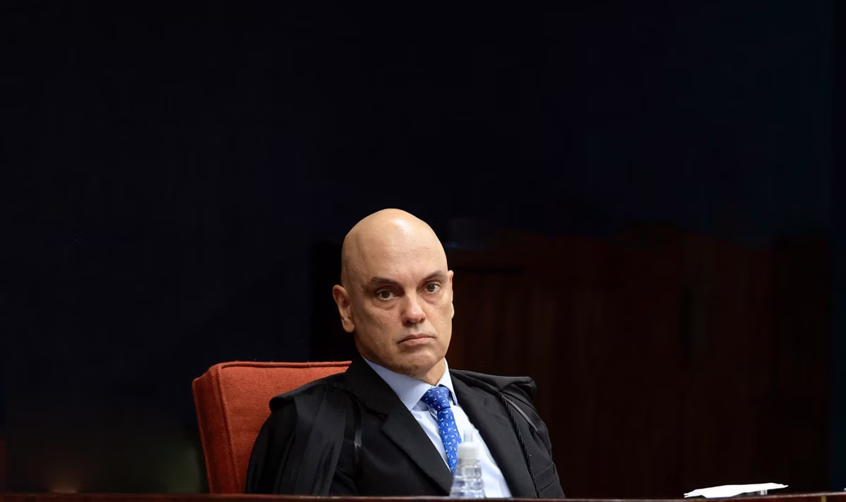 Moraes atende Gonet e arquiva inquérito contra Musk por desobediência ao STF