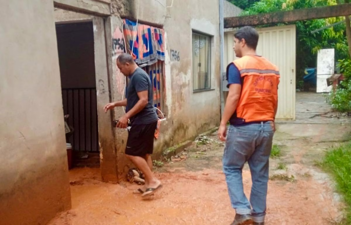 A Defesa Civil fez visitas as áreas afetadas pelas chuvas de ontem. 