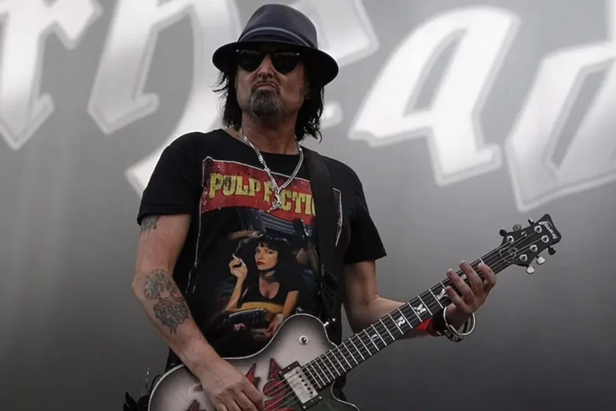 Phil Campbell morreu após complicações de uma cirurgia; família disse que ele partiu após longa internação na UTI