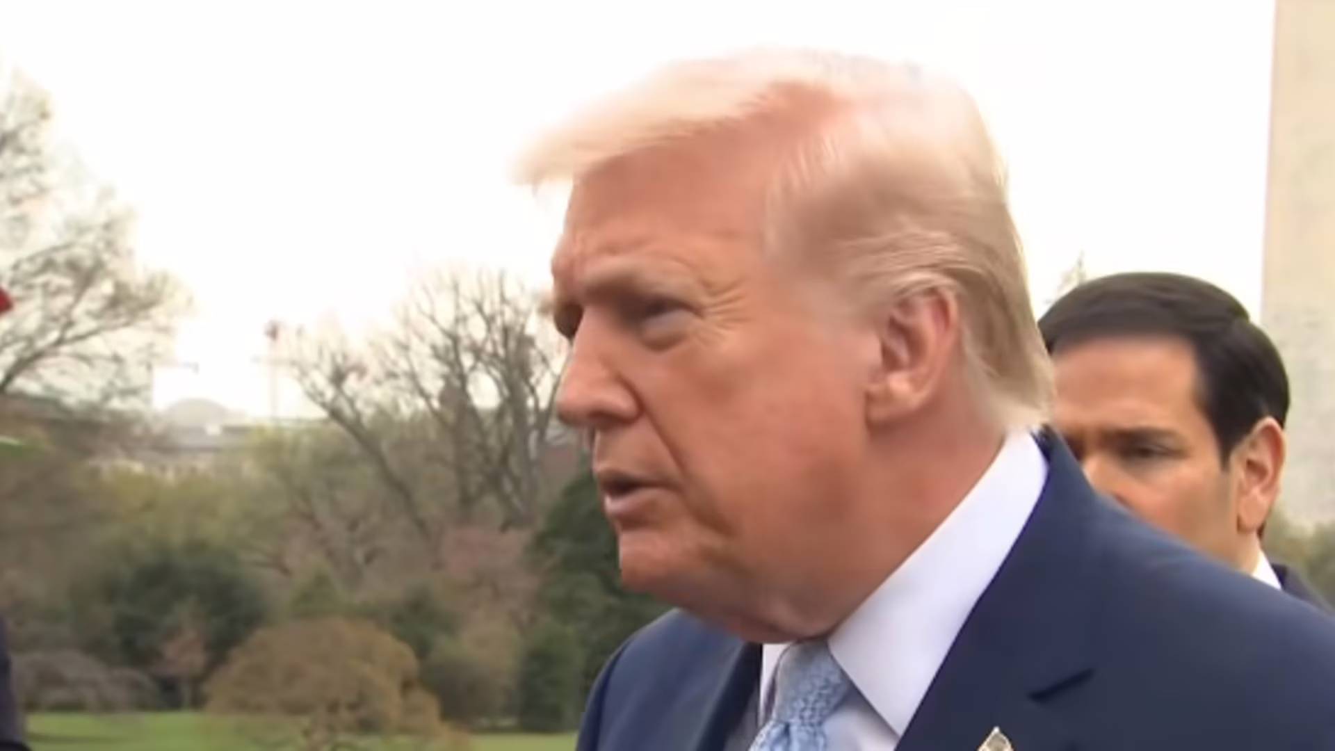 Trump anuncia presença de agentes do ICE em aeroportos dos EUA