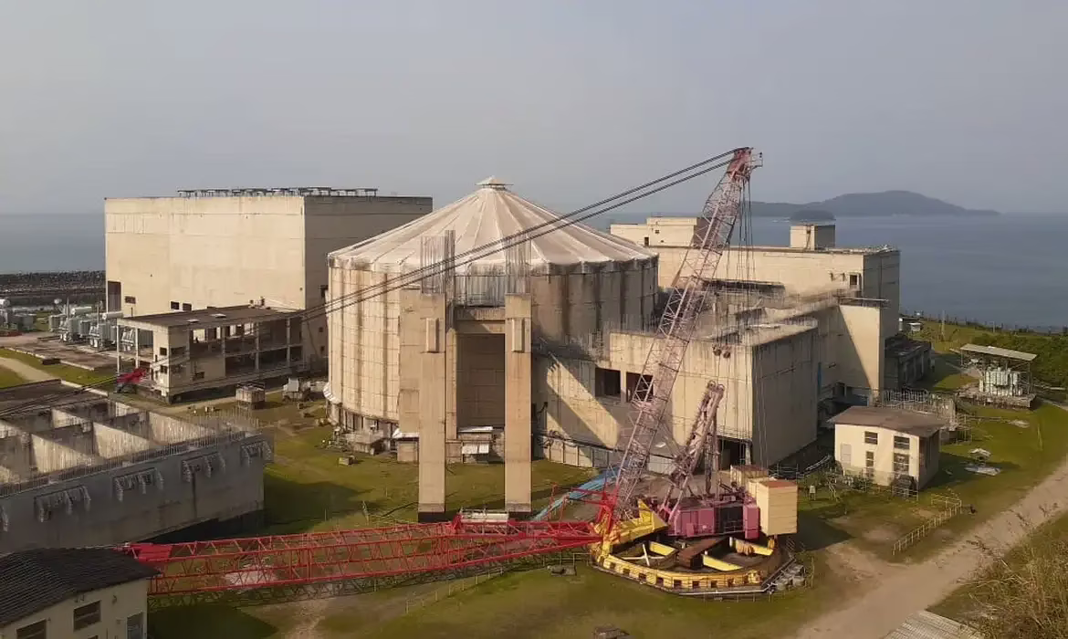 Especialistas participaram, nesta segunda-feira (23), do Nuclear Summit, encontro sobre o desenvolvimento da energia nuclear no Rio de Janeiro. 