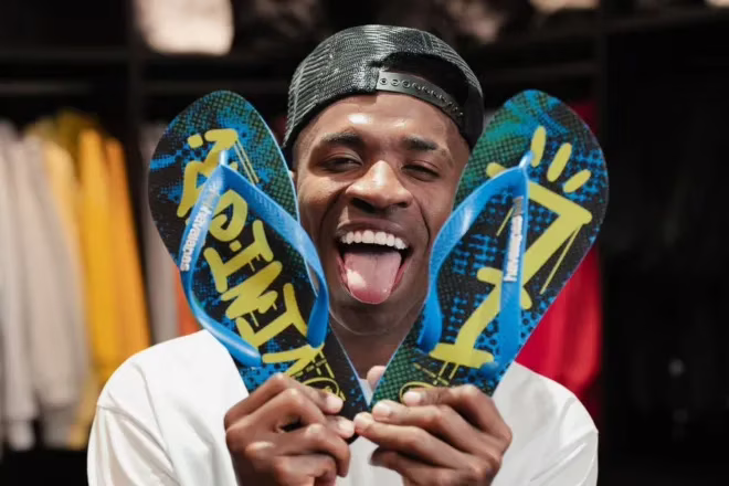 Vini Jr e o novo chinelo da Havaianas 