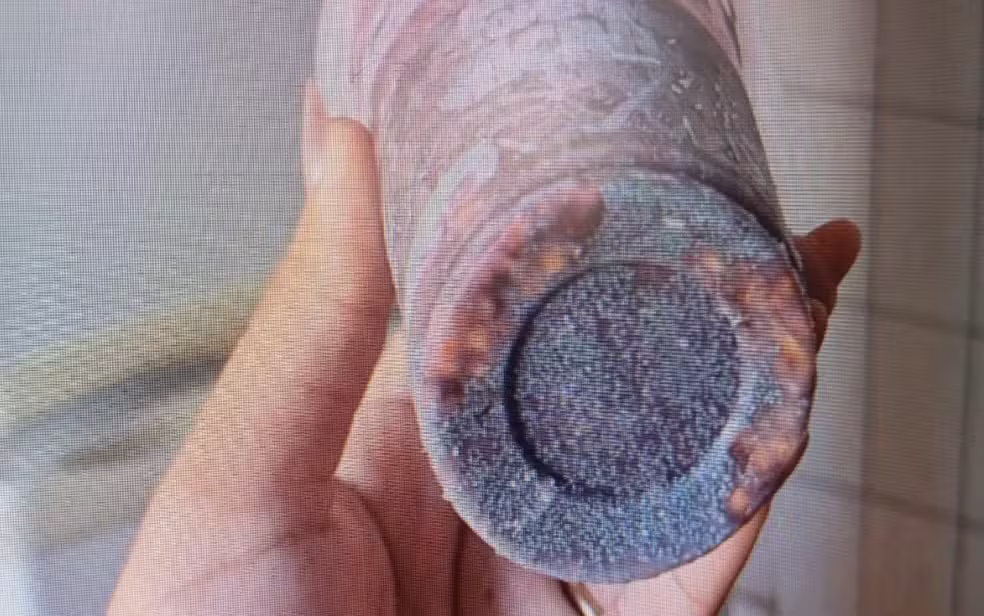 A maneira e o momento em que chumbinho foi colocado no copo de açaí ainda são pontos que precisam ser esclarecidos pelas investigações.