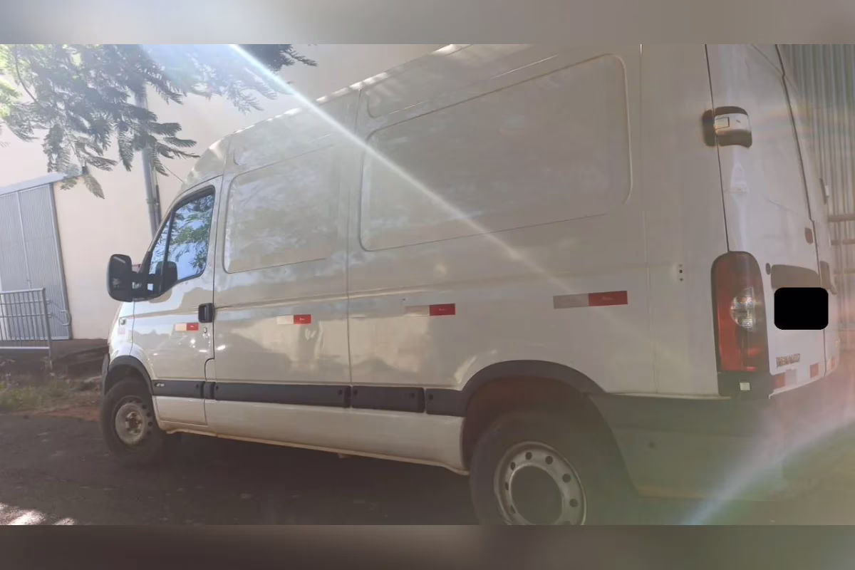 Leilão eletrônico da Receita Federal do Brasil terá 84 lotes, com veículos, eletrônicos e ouro; propostas começam em 6 de abril