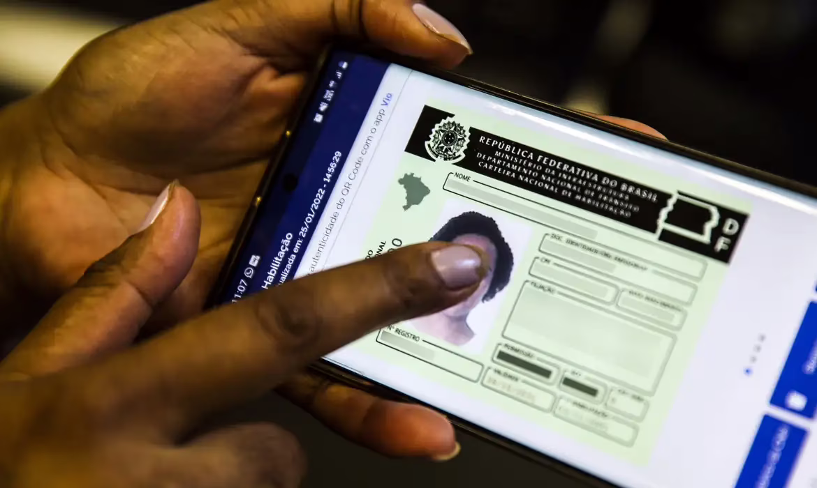 Pedido de CNH disparam após mudanças