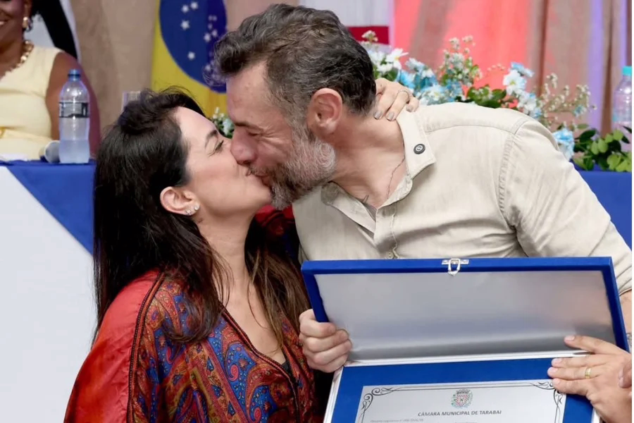 Deputado federal Fernando Marangoni também teria “quebrado todo o apartamento” do casal, em Santo André, na manhã desta quarta-feira (1).