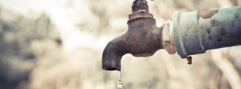 A Copasa informou que o serviço no sistema de abastecimento foi finalizado na quarta-feira (1º de abril). A previsão, segundo a companhia, é que o fornecimento seja normalizado ao longo da noite desta quinta-feira (2).