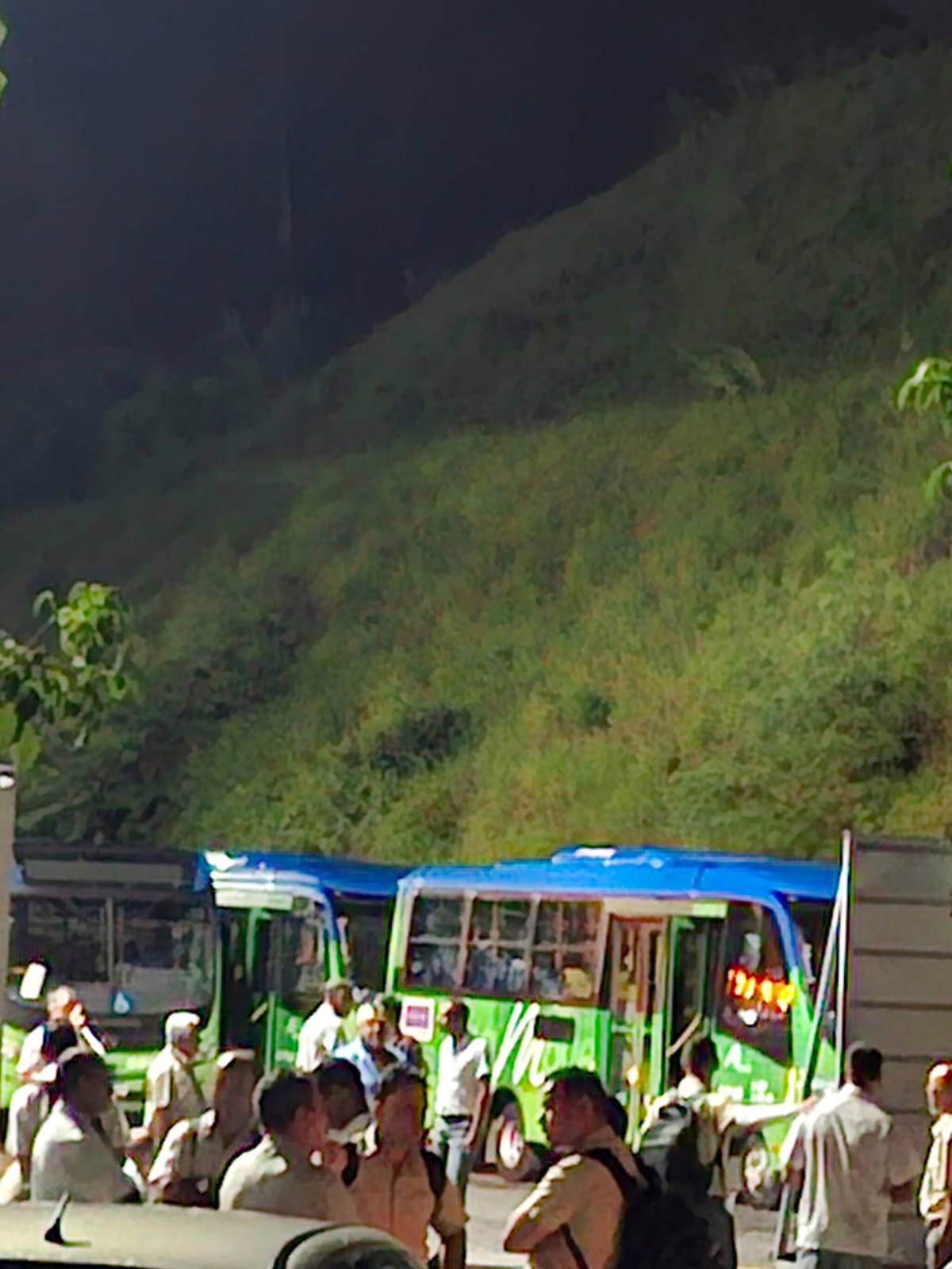 Mesmo com duração de poucas horas, o movimento provocou transtornos para usuários do transporte público, que tiveram dificuldades para chegar ao trabalho, às escolas e a consultas médicas.