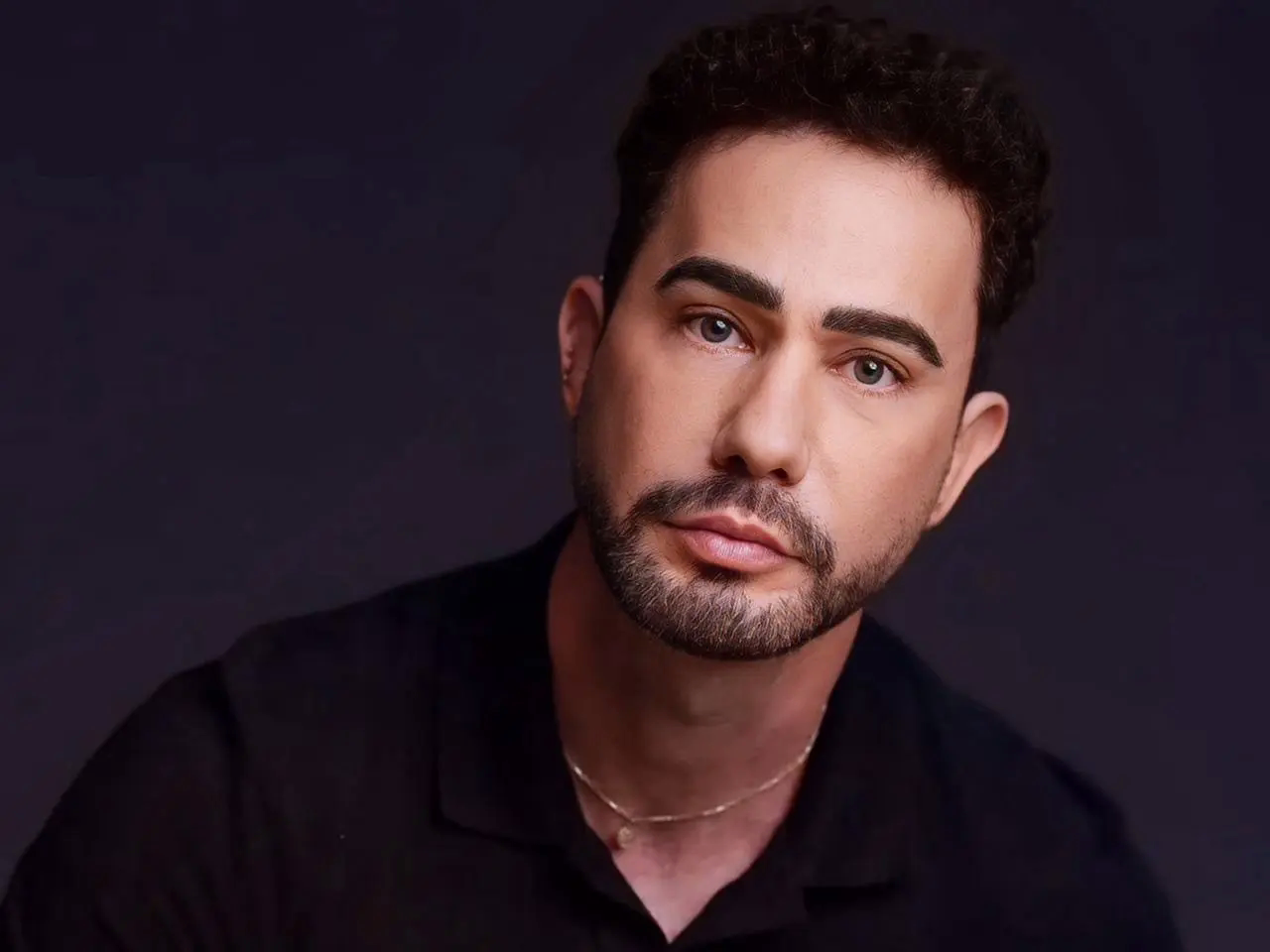 O influenciador Carlos Filhar ||