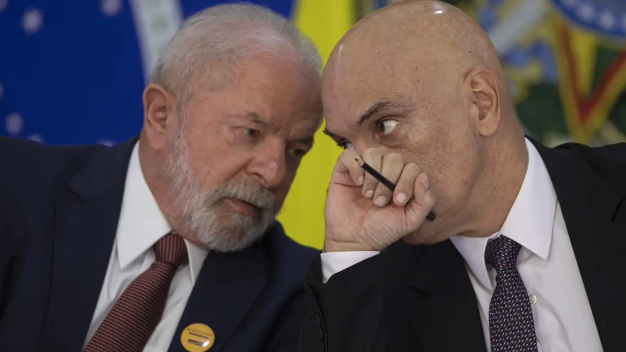 O presidente Lula e o ministro Alexandre de Moraes


