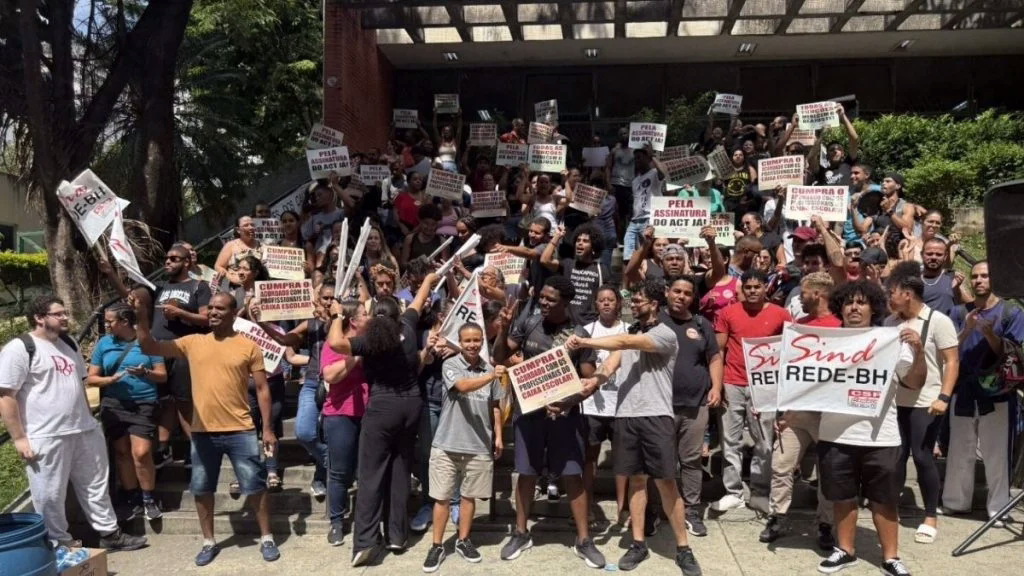 Professores da rede municipal de BH anunciam paralisação para a próxima quinta-feira