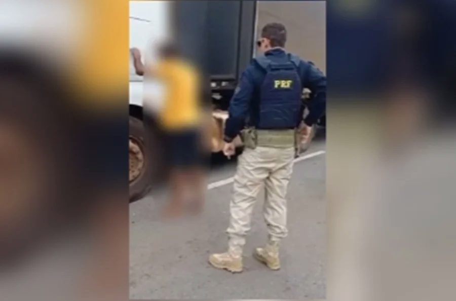 Homem foi preso durante uma fiscalização a um veículo de carga na BR-153. Prisão foi efetuada pela PRF