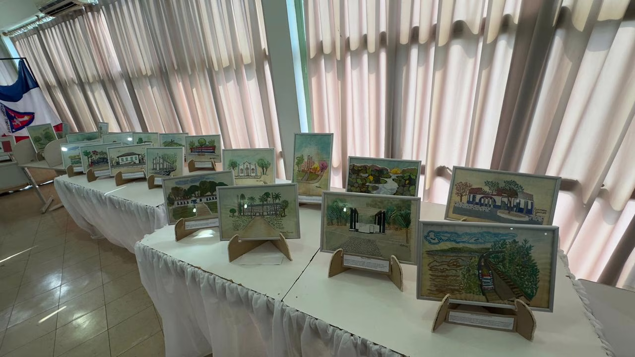 15.04 - Biblioteca Raquel Pacífico Drumond promove exposição