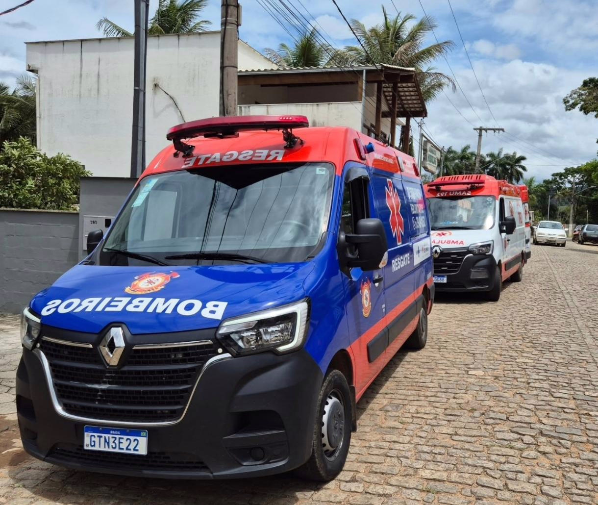 O acidente foi registrado por volta das 16h46 na Rua Domingos Marques Afonso, na região central da cidade.