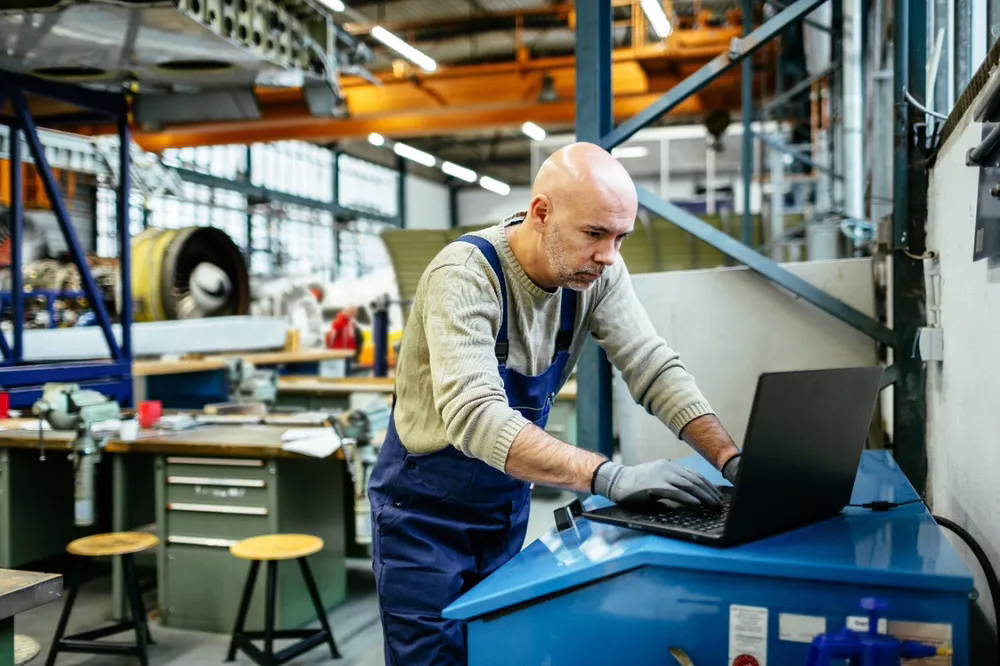 Indústria se destacou em fevereiro, mostram dados do BC