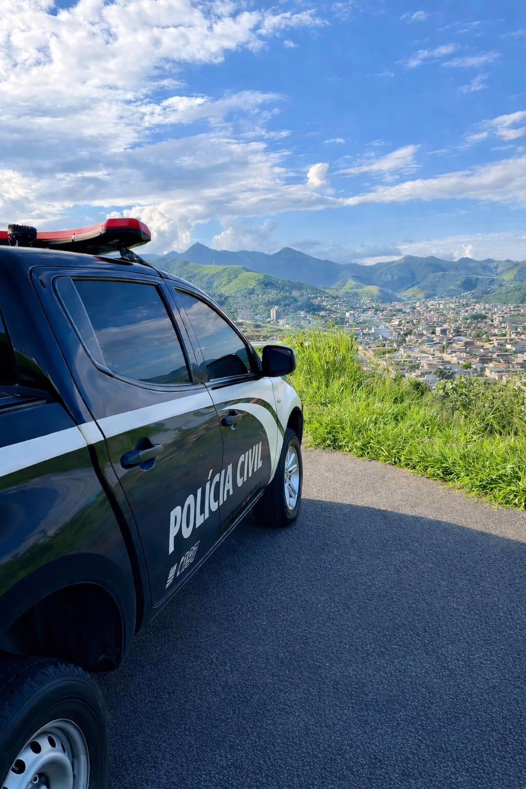 A Polícia Civil aponta que a conduta representa risco à integridade física e psicológica da mulher.