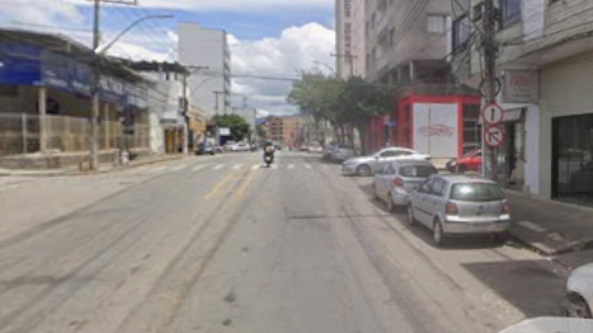 Com ela, os militares recuperaram diversos itens, entre eles barras de chocolate, sabonetes, cremes dentais, medicamentos, produtos capilares, pares de meias e um guarda-chuva.