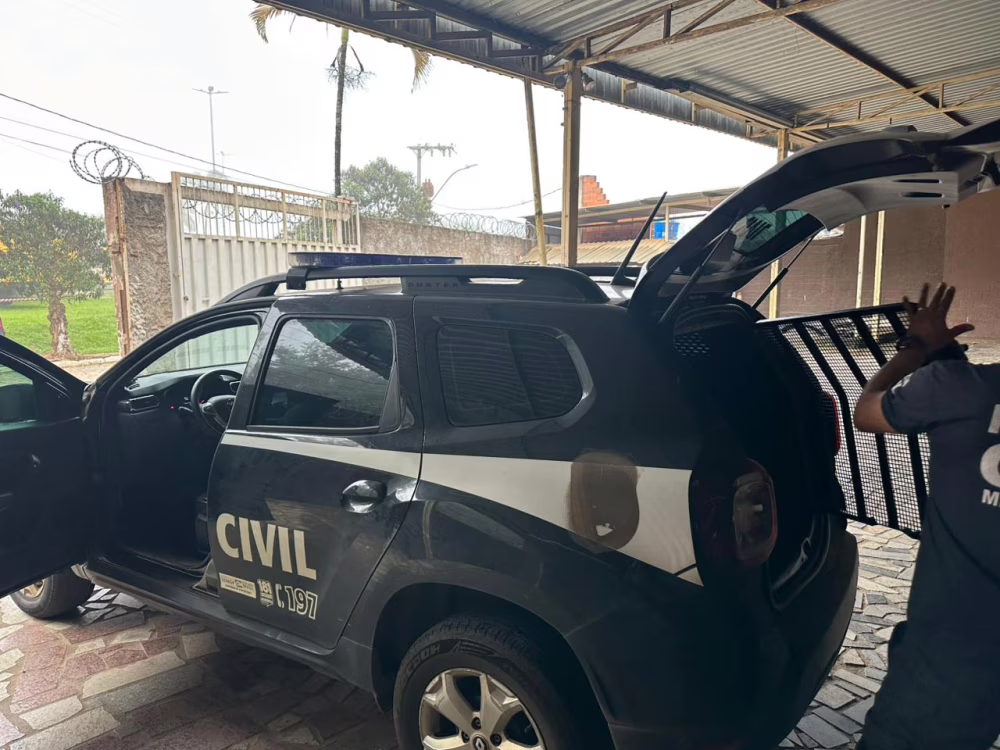 Fwd: Divulgação de matéria - 12ºDEPPC-Tentativa de homicídio em Ipaba: Alvos são localizados e presos pela Polícia Civil em Nova Era