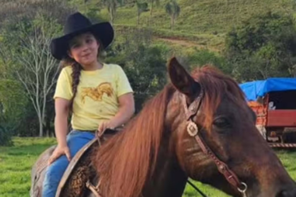 Ana Julia competia desde os 2 anos (