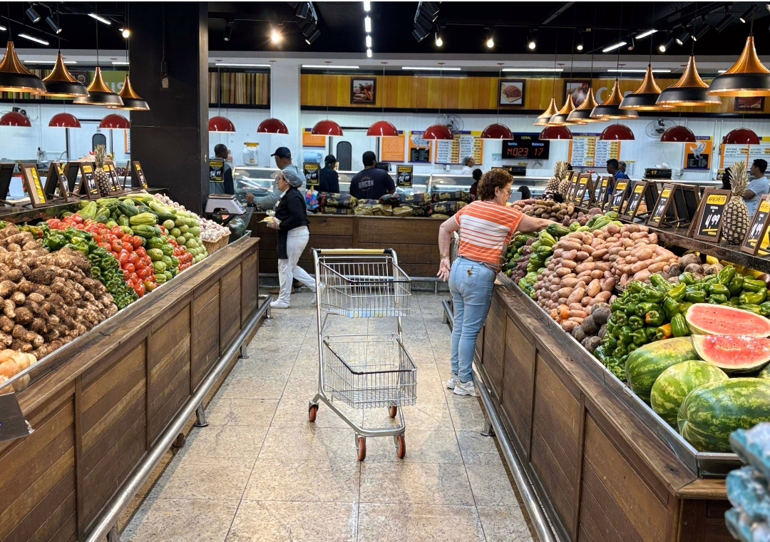 Segundo a entidade, a legislação e as convenções proíbem a utilização de mão de obra de empregados nesta data em todos os municípios da região.