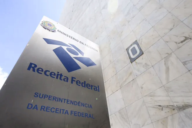 Superintendência da Receita Federal, em Brasília. •