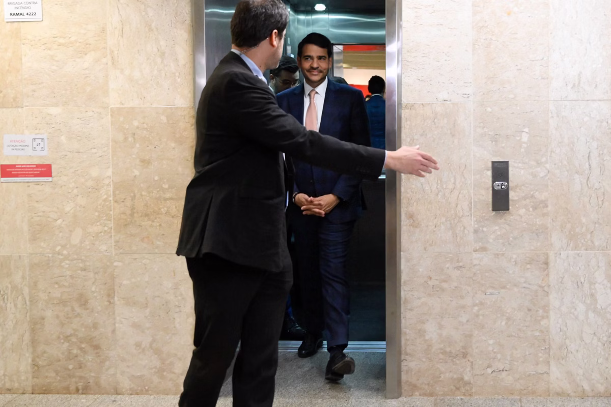 Se aprovado pelo Senado, Jorge Messias ocupará a cadeira vaga no STF