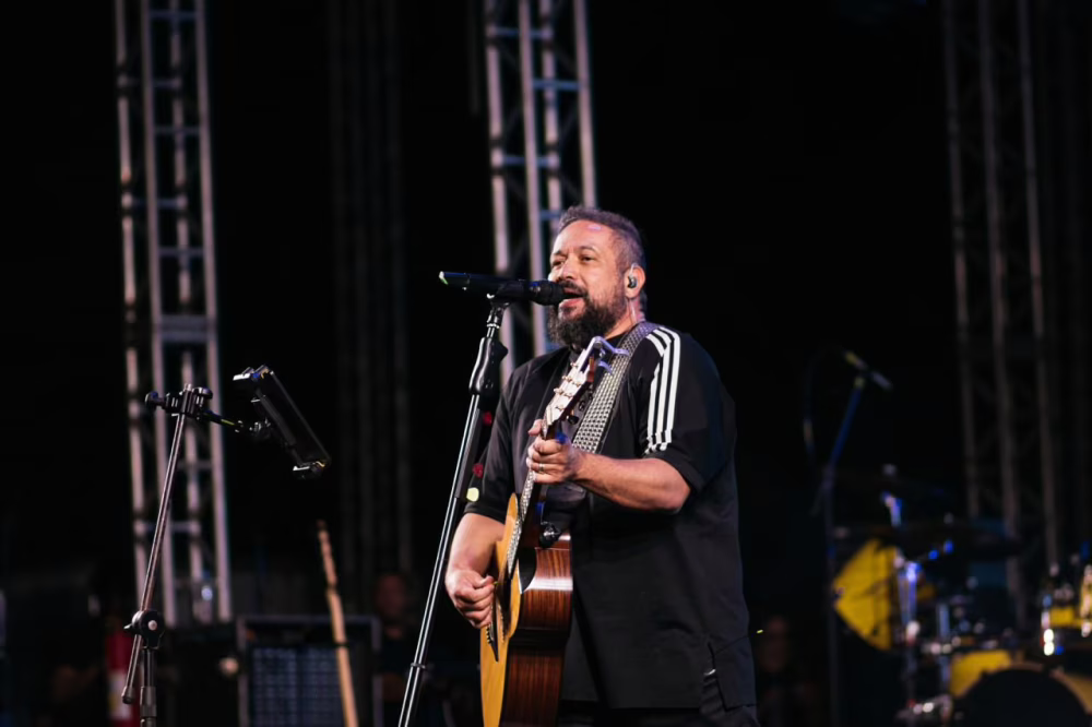 SUGESTÃO DE PAUTA - Noite Gospel com Fernandinho marca história e emociona mais de 25 mil fiéis no Aniversário de Ipatinga