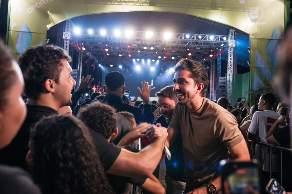 SUGESTÃO DE PAUTA - Noite Gospel com Fernandinho marca história e emociona mais de 25 mil fiéis no Aniversário de Ipatinga