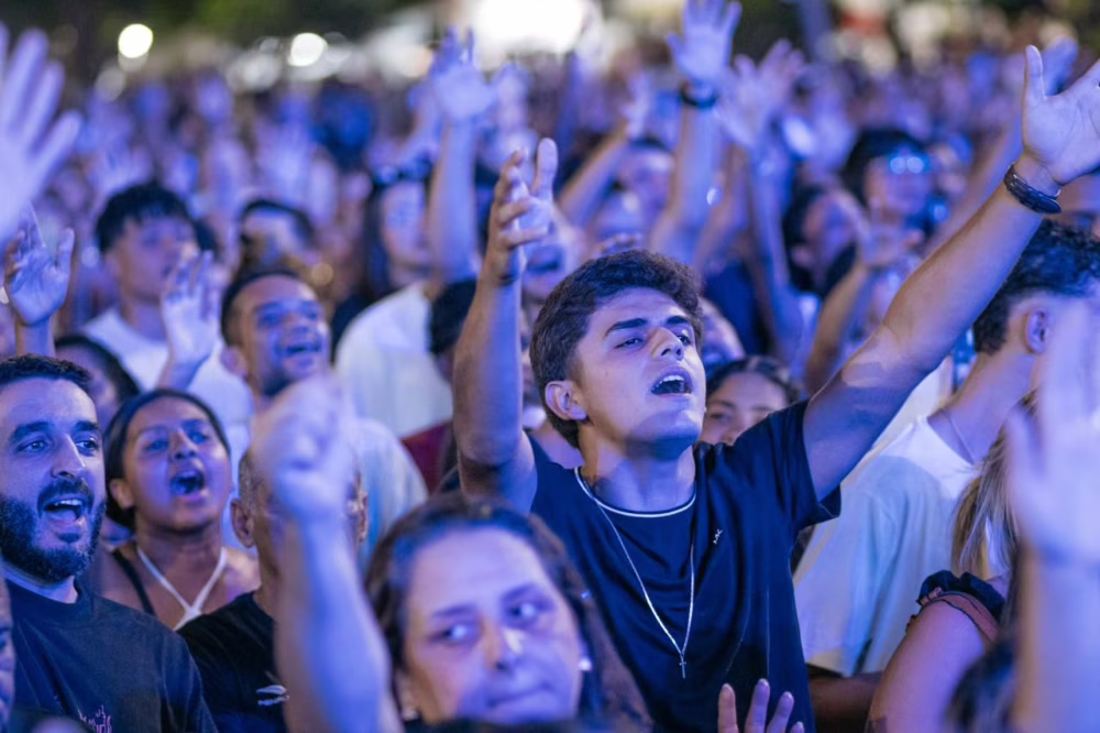 SUGESTÃO DE PAUTA - Noite Gospel com Fernandinho marca história e emociona mais de 25 mil fiéis no Aniversário de Ipatinga