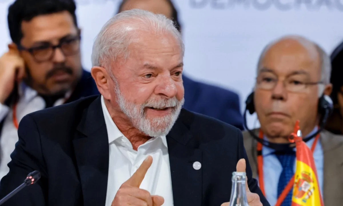 O petista sofreu derrotas políticas tanto no dia em que o programa foi ao ar quanto na véspera
