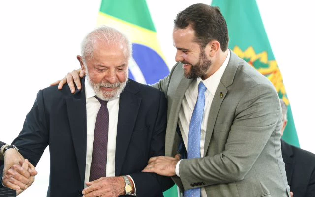 Lula e Dario Durigan