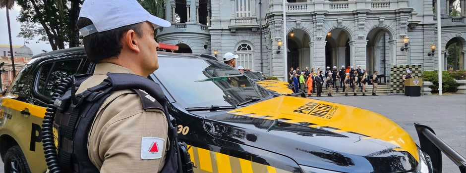 Durante o lançamento, foram destacadas estratégias institucionais voltadas ao fortalecimento da segurança viária e à conscientização de condutores, motociclistas, ciclistas e pedestres.