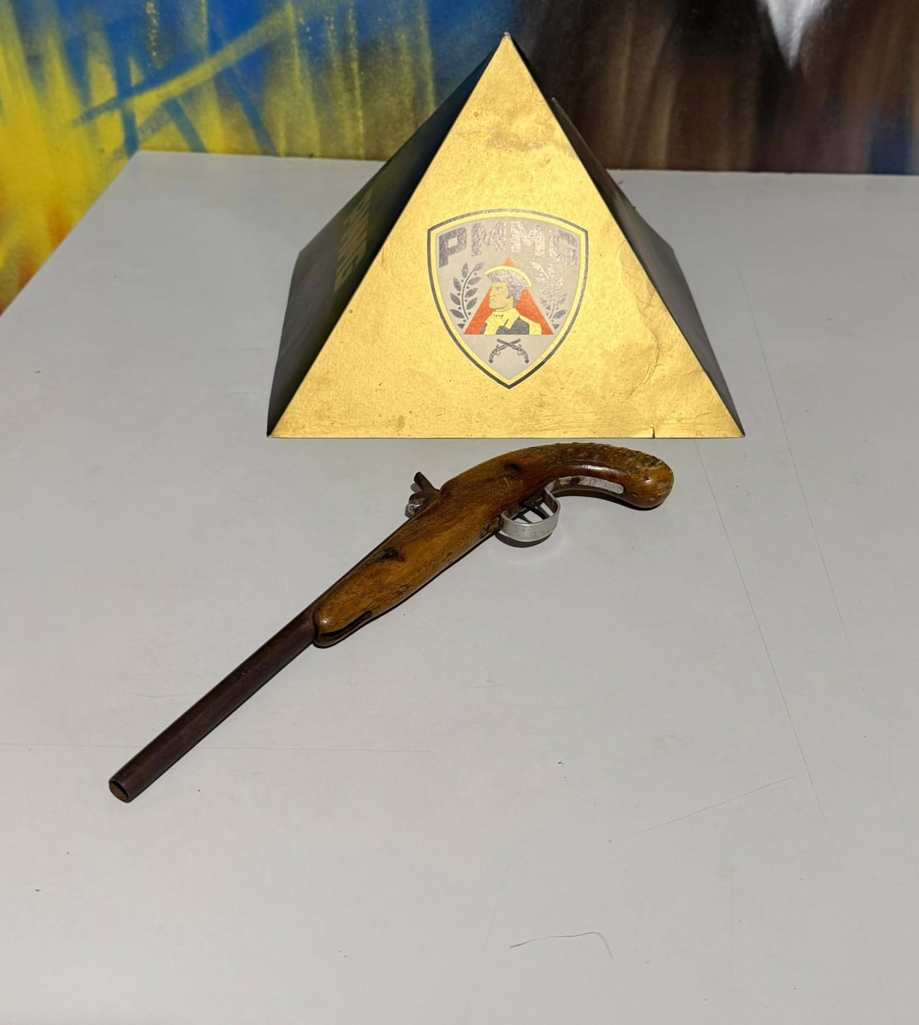 Abordagem ocorreu na noite de quarta-feira (13), na Rua Aquileia, no bairro Chácaras Madalena, durante diligências ligadas a uma tentativa de homicídio no Vila Celeste.