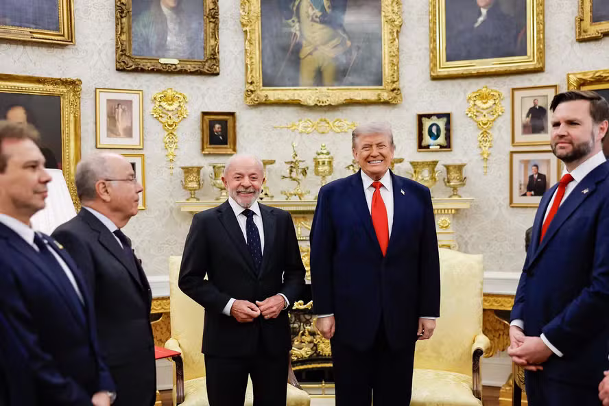 Lula e Donald Trump em encontro na Casa Branca, em maio de 2026
