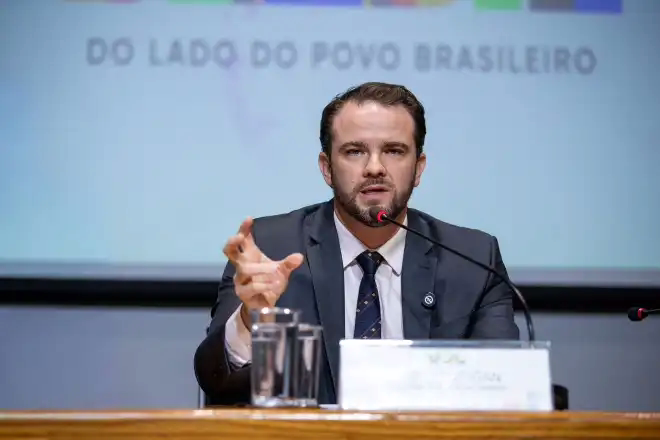 O ministro da Fazenda, Dario Durigan 
