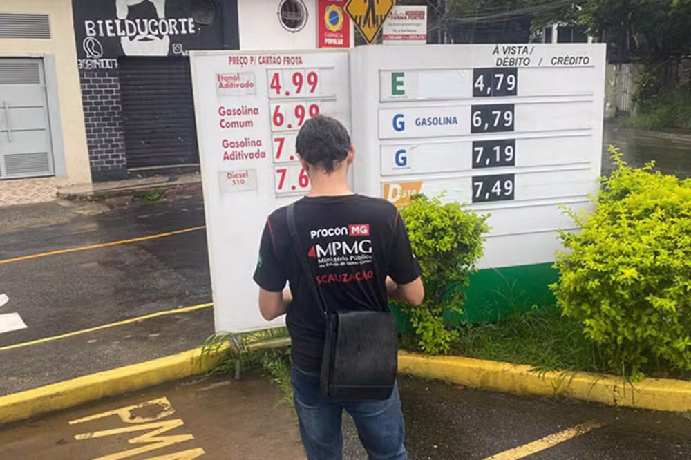 Fiscal do MPMG durante a ação