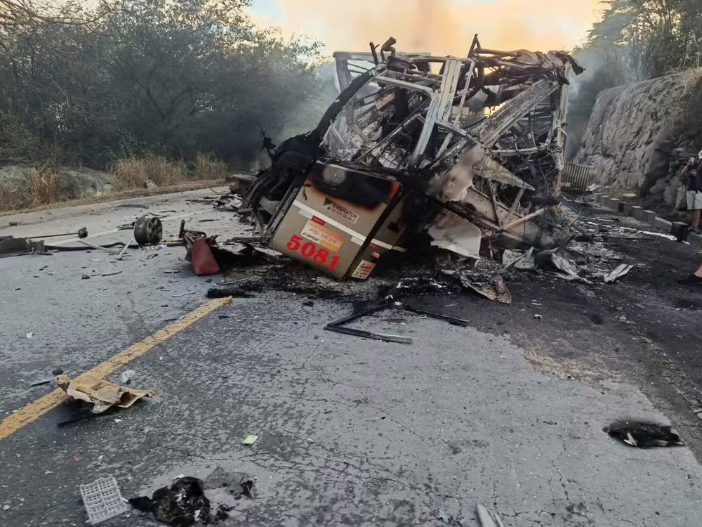 Três crianças estão entre os mortos no acidente