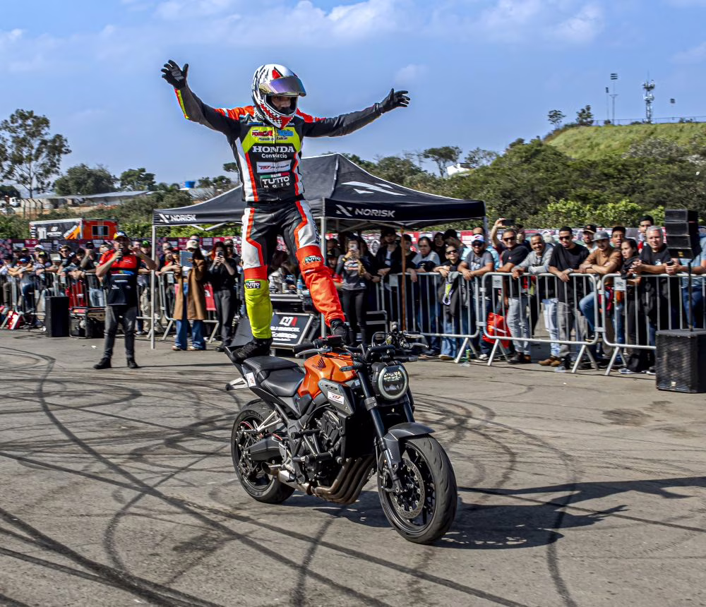 27.05 - Release PMT - Timóteo recebe Equipe Força e Ação Motoshow
