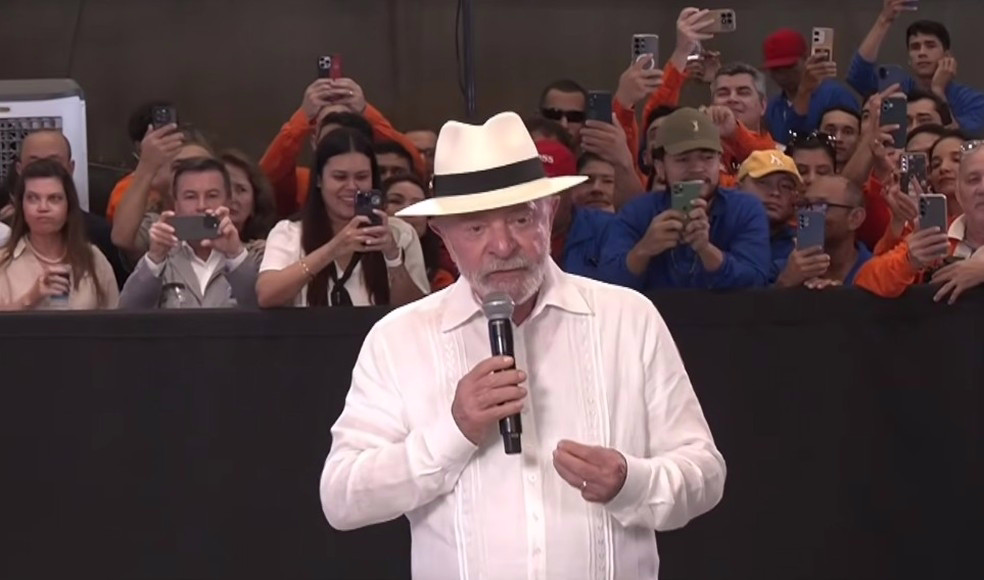 O presidente Lula discursa em Manaus nesta quarta-feira (27)