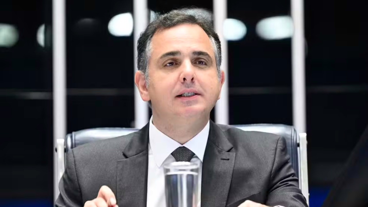 Senador Rodrigo Pacheco (PSB-MG)