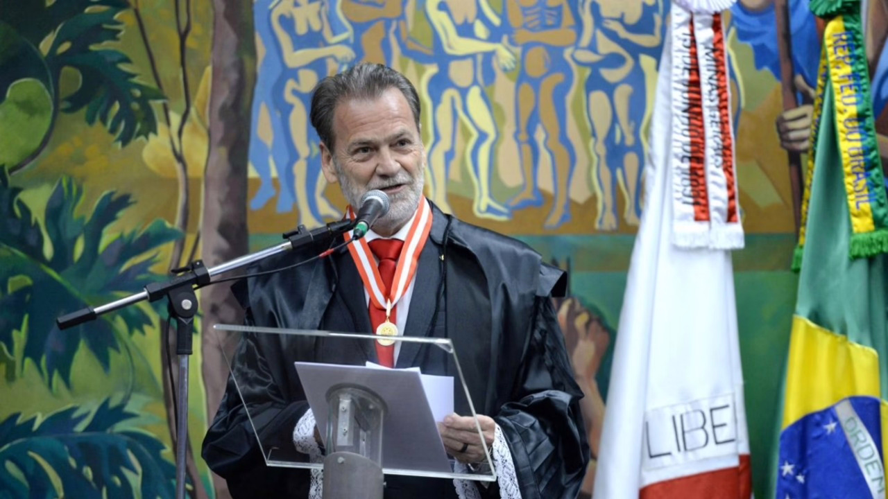 Presidente do TCE-MG, Durval Ângelo