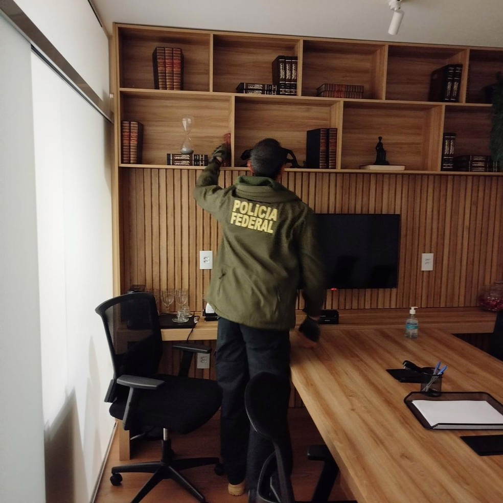 PF realiza 12 mandados na região de Campinas em operação contra ex-superintendente da Receita